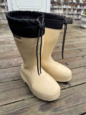 Fubuki Niseko 3.0 boots sand size 39